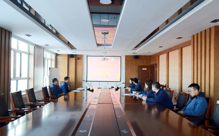 標題：華德牧草公司召開2024年黨建工作述職評議會
瀏覽次數(shù)：1023
發(fā)表時間：2025-01-23